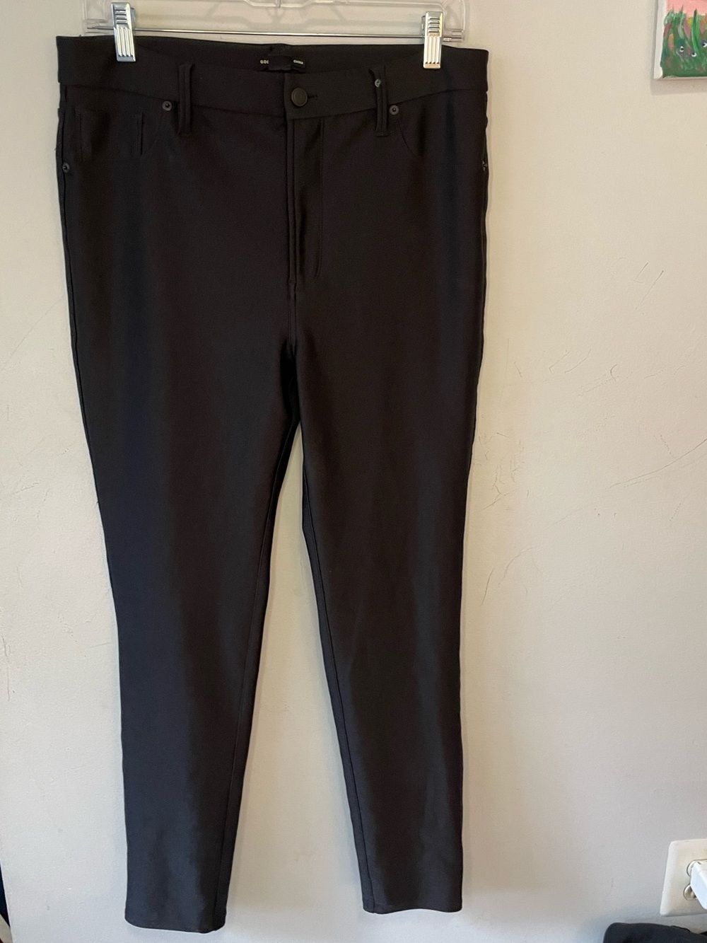 Good American Women's Black Skinny Pants Size 10/30